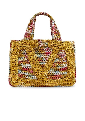 Valentino Garavani Crochet Raffia Viva Superstar Small Tote Bag in Multicolor & Oro - Metallic Gold,Pink. Size all.