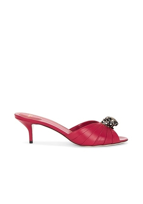 Valentino Garavani Pas De Chat 55 Mule in Bright Red - Red. Size 36 (also in 37, 37.5, 39, 40, 39.5, 41, 38, 38.5).