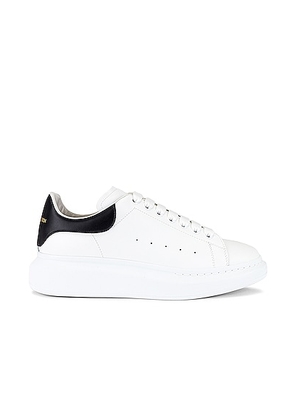 McQueen Oversized Sneaker in White & Black - White. Size 42 (also in 41, 43, 44).