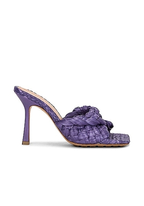 Bottega Veneta Raffia Stretch Mules in Lavender - Purple. Size 37 (also in 36, 37.5, 39).
