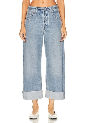 Citizens of Humanity Ayla Baggy Cuffed Crop Jeans in Skylights - Baby Blue. Size 29 (also in 28, 31, 32, 33).
