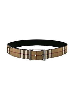 Burberry Belt in Archive Beige & Silver - Multi. Size 105 (also in 90, 95, 100).