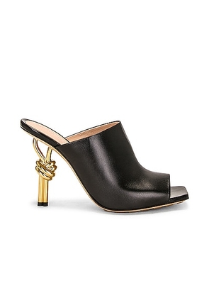 Bottega Veneta Knot Mule Sandal in Black - Black. Size 37.5 (also in 36.5, 38, 39, 39.5).
