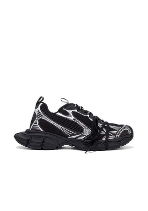 Balenciaga 3xl Sneaker in Black & White - Black. Size 43 (also in 44, 45).