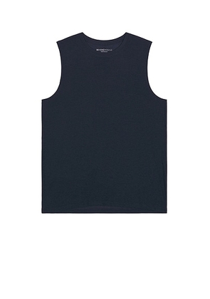 Beyond Yoga Featherweight Freeflo Muscle Tank in Nocturnal Navy - Blue. Size XXL/2X (also in ).