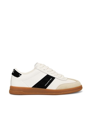 East Pacific Trade Santos Sneaker in Off White & Black - White. Size 44 (also in 41).