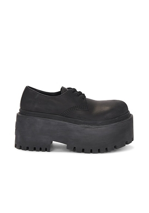 Balenciaga Strike Platform in Black - Black. Size 39 (also in 36, 40, 41).