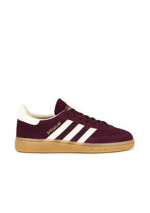 Adidas Originals Handball Spezial Sneaker in Maroon  Cream White  & Gold - Burgundy. Size 6.5 (also in 11, 7, 7.5, 8, 8.5, 9).