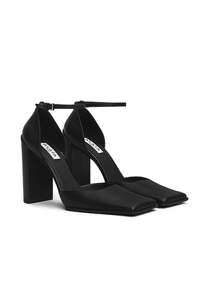 ALAÃA D'Orsay Square Toe Pump in Noir - Black. Size 38 (also in 37, 39, 40, 41).