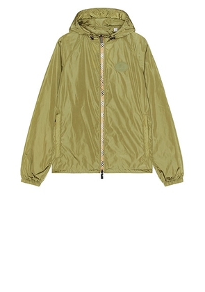 Burberry Raglan Windbreaker in Wreath - Olive. Size M (also in L, XL/1X).