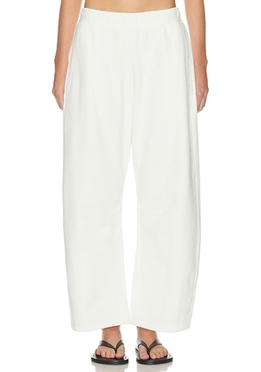 Citizens of Humanity Miro Sweatpant in Pashmina - Ivory. Size L (also in XS, S, M, XL).