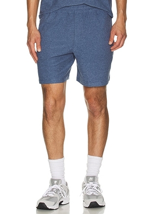 Beyond Yoga Spacedye Unlimited Men's Short in Ocean Indigo Heather - Blue. Size M (also in S).