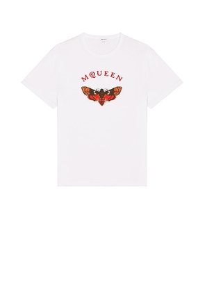 McQueen Moth Print T-shirt in White & Red - White. Size M (also in L, XL/1X, XXL/2X).