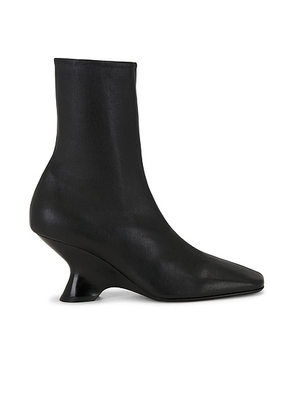 Dries Van Noten Heeled Boot in Black - Black. Size 38 (also in 37, 38.5, 39.5).