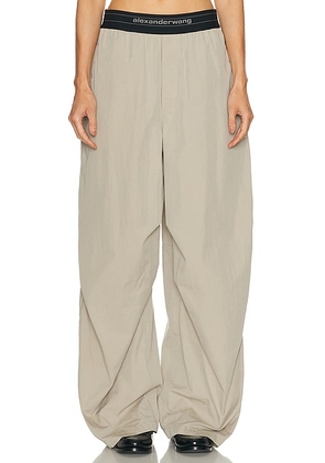 Alexander Wang Mid Rise Pleated Knee Pant in Stone - Neutral. Size M (also in S).