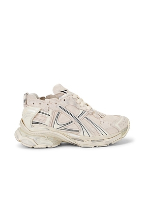 Balenciaga Runner Sneaker in Beige - Beige. Size 39 (also in 37, 40, 41).