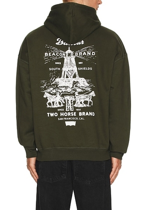 Barbour x Levi's Graphic Hoodie in Rosin - Green. Size S (also in ).