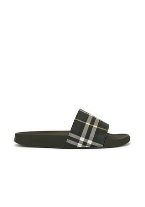Burberry Furley Check Sllides in Thicket Ip Check - Black. Size 42 (also in 41, 45, 46).