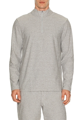 Beyond Yoga Spacedye Terrain Men's Quarter Zip Pullover in Silver Mist - Grey. Size M (also in S).
