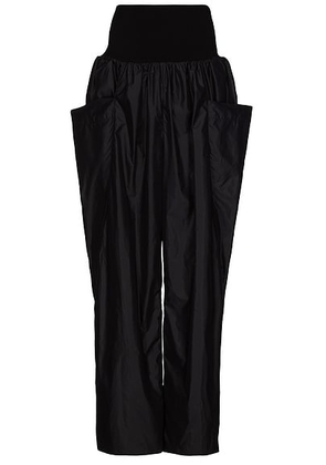 ALAÃA ALAÎªA Track Pant in Noir Alaia - Black. Size 34 (also in 36).