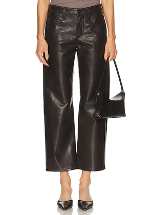 Citizens of Humanity Faye Vintage Straight Pants in Chocolate - Chocolate. Size 24 (also in 25, 26, 27, 28, 29, 30, 32, 33, 34).