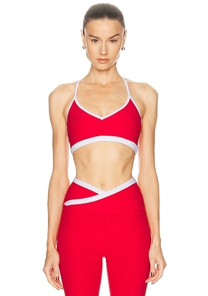 Beyond Yoga Spacedye Outlines Bra in Chili Red Heather - Red. Size M (also in XS, S, L).