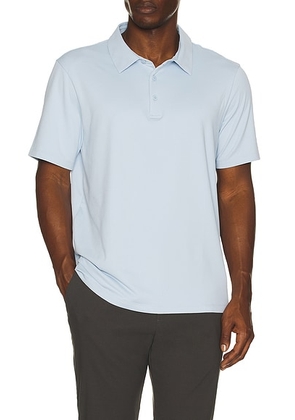 Beyond Yoga All in Active Polo in Blue Mist - Baby Blue. Size M (also in L, S, XL/1X).
