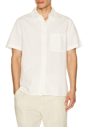 Citizens of Humanity Short Sleeve Pocket Cairo Shirt in Soft White - White. Size L (also in S, M, XL/1X).