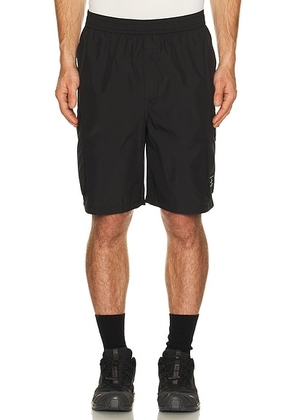 ALPHA INDUSTRIES CWU 36/P Relaxed Short in Black - Black. Size L (also in M, S, XL/1X, XXL/2X).