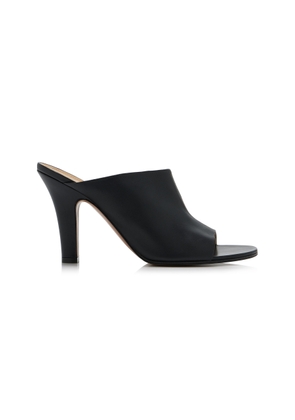 The Row Signum Leather Mules - Moda Operandi