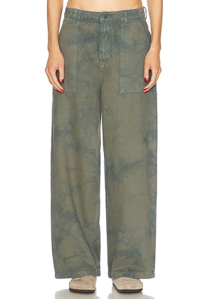GRLFRND Lucie Slouchy Jeans in Eucalyptus - Green. Size 24 (also in 23).