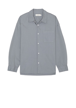 FRAME Relaxed Denim Shirt in Smoky Blue - Slate. Size XL/1X (also in ).