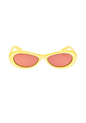 JACQUEMUS Nuvola Sunglasses in Banana  Silver  & Burgundy - Yellow. Size all.