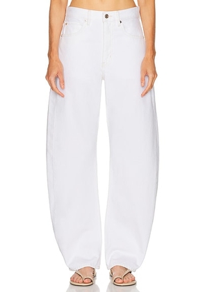 FRAME The Bubble Jeans in Au Natural Clean - White. Size 33 (also in ).