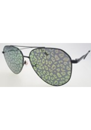 Betsey Johnson Smoke Pilot Ladies Sunglasses 10266360.CGR BLKSMK