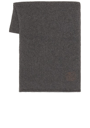 Guest In Residence The Blanket Scarf in Charcoal - Grey. Size all.