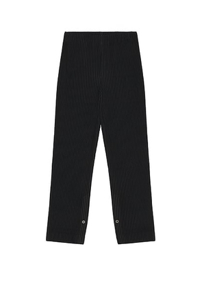 Homme Plisse Issey Miyake Pleats Bottoms 1 in Black - Black. Size 2 (also in ).