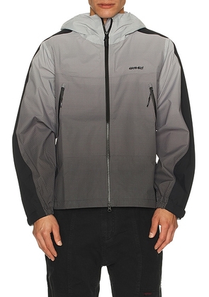 Gramicci 3l Guide Jacket in Dot Gradient - Grey. Size XL/1X (also in L).