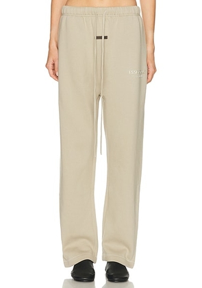 Fear of God ESSENTIALS Fleece Relaxed Sweatpant in Abbey Stone - Beige. Size M (also in S, L).