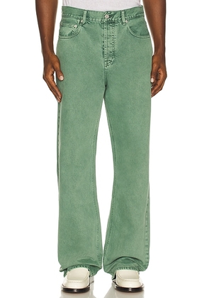 JACQUEMUS Le De-nimes Droit in Green - Green. Size 32 (also in 30, 34).