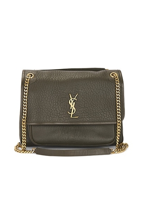 saint laurent Saint Laurent Large Niki Chain Bag in Light Musk - Green. Size all.