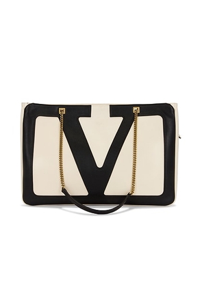 valentino garavani Valentino Garavani Large Tote Bag in Butter White & Nero - Cream. Size all.