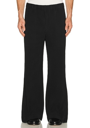Homme Plisse Issey Miyake Tailored Pleats 1 Pants in Black - Black. Size 1 (also in 2, 3).