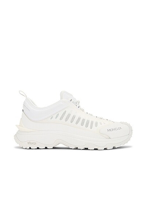 Moncler Trailgrip Lite Low Top Sneaker in White - White. Size 38.5 (also in 38, 39, 41).