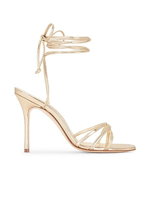 Manolo Blahnik Leva 105 Leather Sandal in Gold - White. Size 36 (also in 36.5, 37, 38.5).