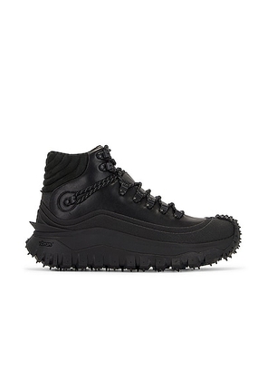 Moncler Trailgrip High GTX High Top Sneakers in Black - Black. Size 41 (also in 40, 44).