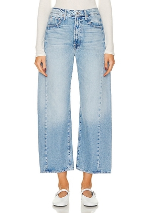 MOTHER The Half-pipe Ankle Jeans in This Is How I Roll - Denim-Light. Size 28 (also in 29, 30, 31, 32, 34).