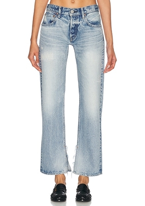 Moussy Vintage Aurantia Straight Jeans in Light Blue - Denim-Light. Size 30 (also in 28).