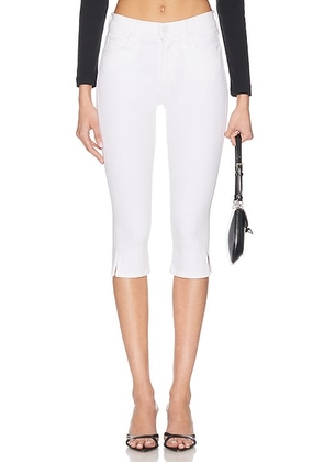 MOTHER The Stunner Zip Bunny Snip Jeans in Fairest Of Them All - White. Size 34 (also in 26).