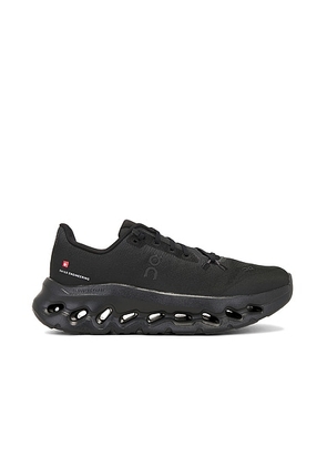 On Cloudtilt Sneaker in Eclipse & Black - Black. Size 5.5 (also in 10, 6, 6.5, 7, 7.5, 8, 8.5, 9, 9.5).